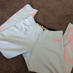 Grey Nike Leggings